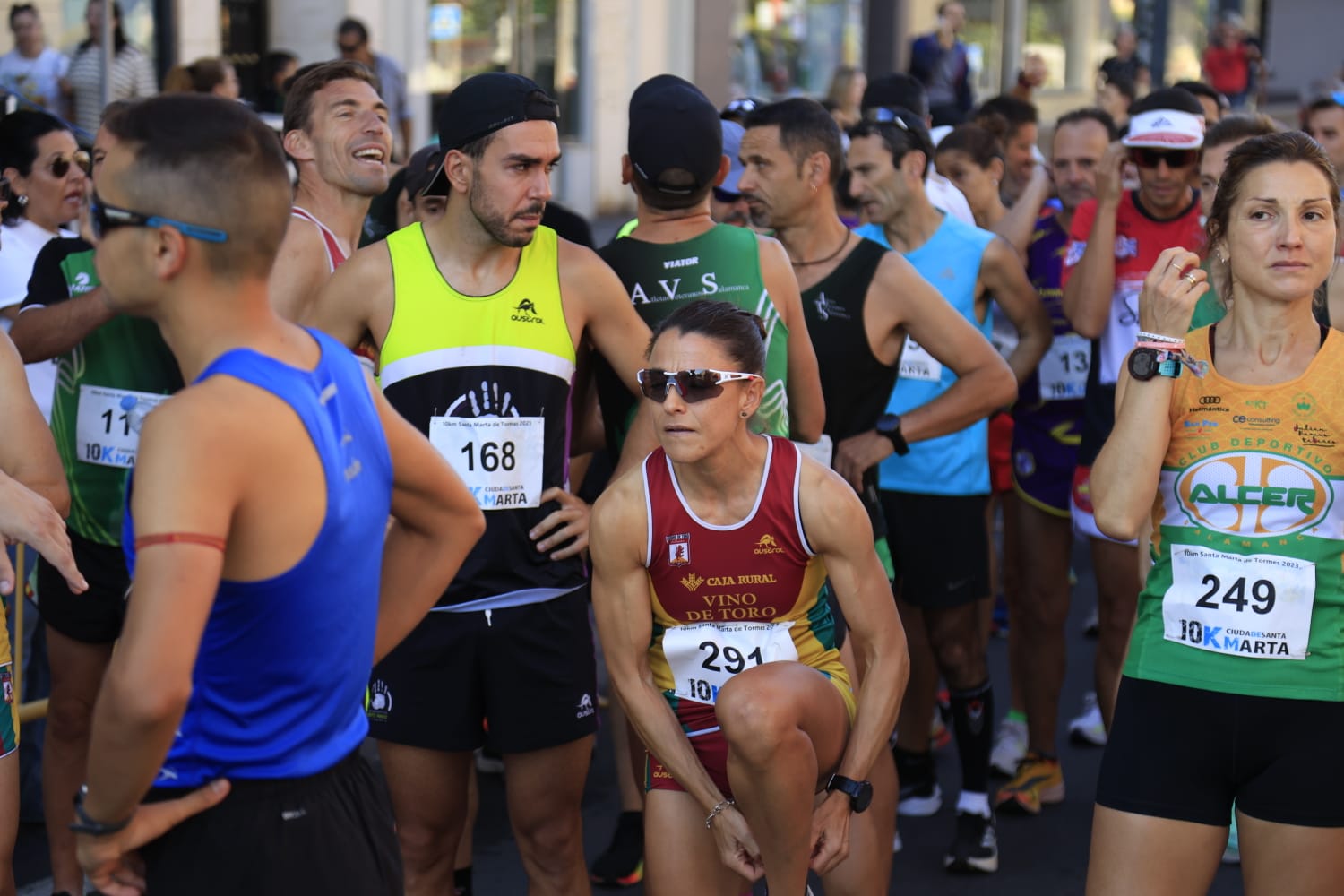 Adrián Moro y Verónica Sánchez, los más rápidos en la carrera de Santa Marta