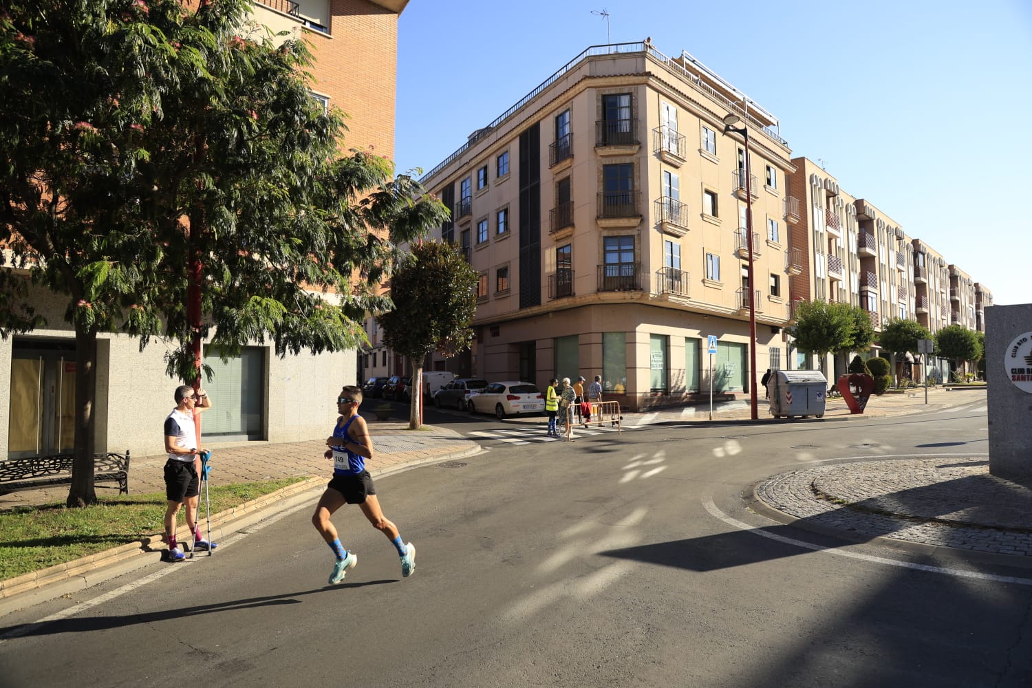 Adrián Moro y Verónica Sánchez, los más rápidos en la carrera de Santa Marta