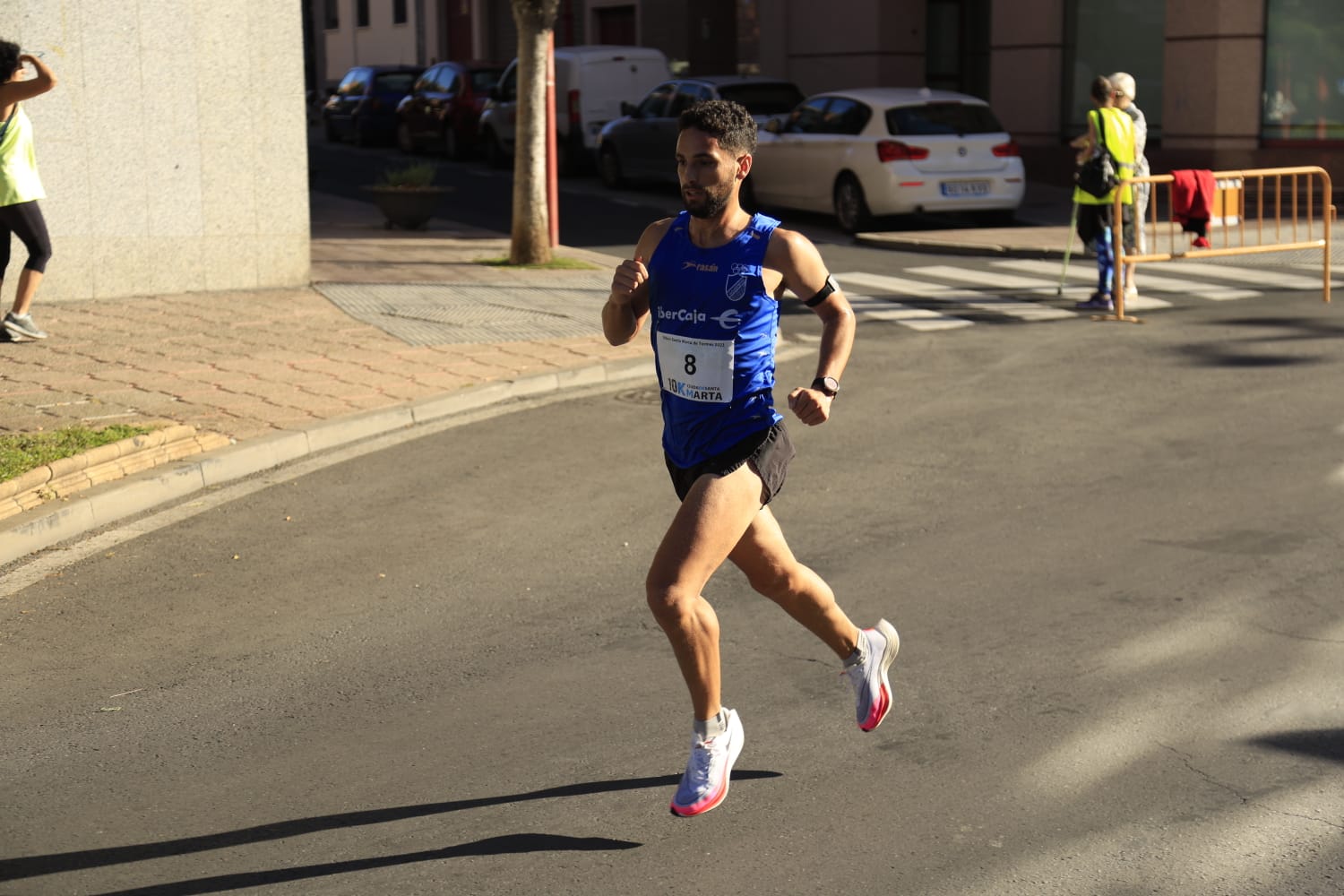 Adrián Moro y Verónica Sánchez, los más rápidos en la carrera de Santa Marta