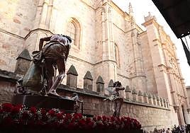 Cinco cortejos han recorrido Salamanca en un atípico comienzo de otoño