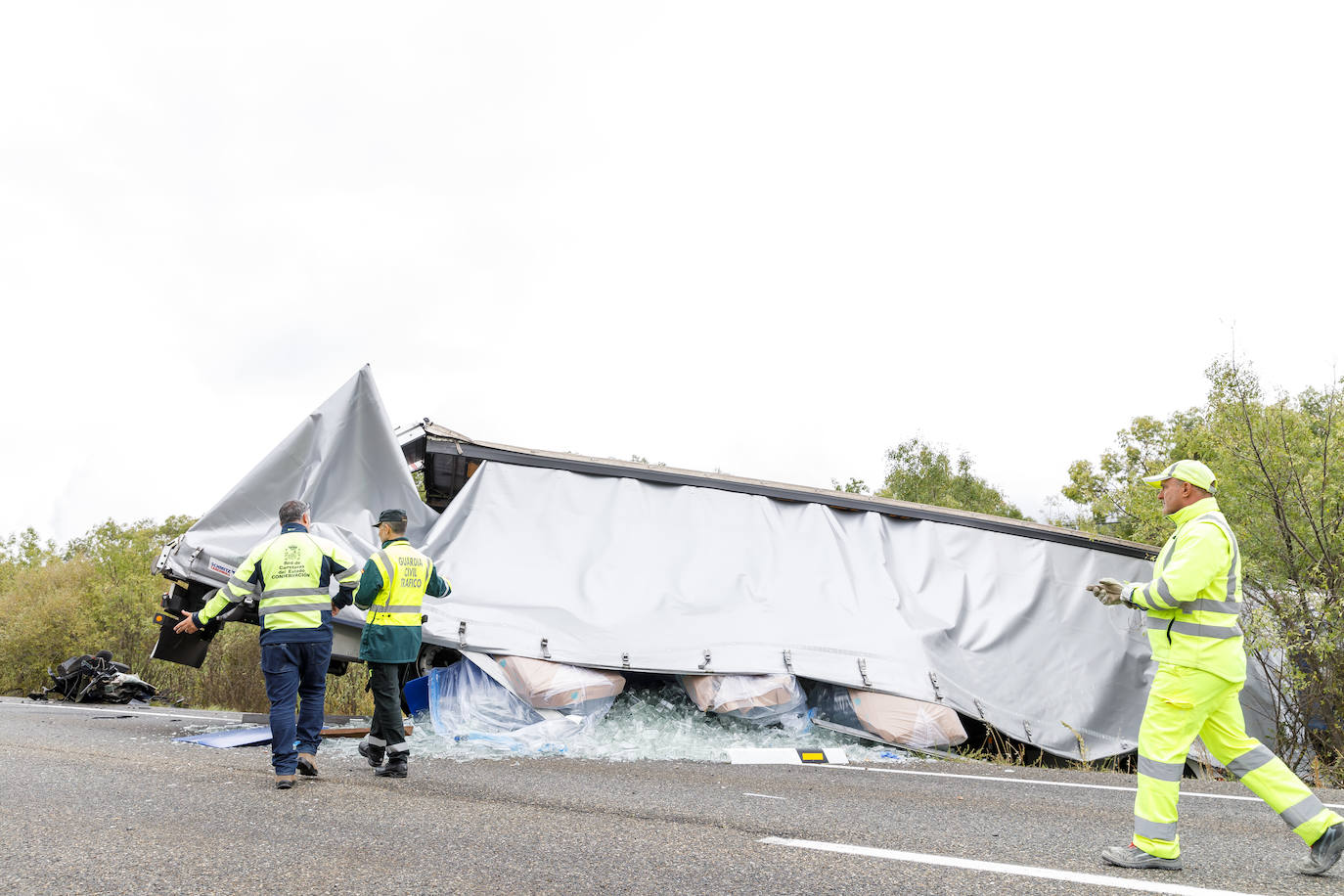 Una mujer y tres menores fallecen en un accidente en Segovia