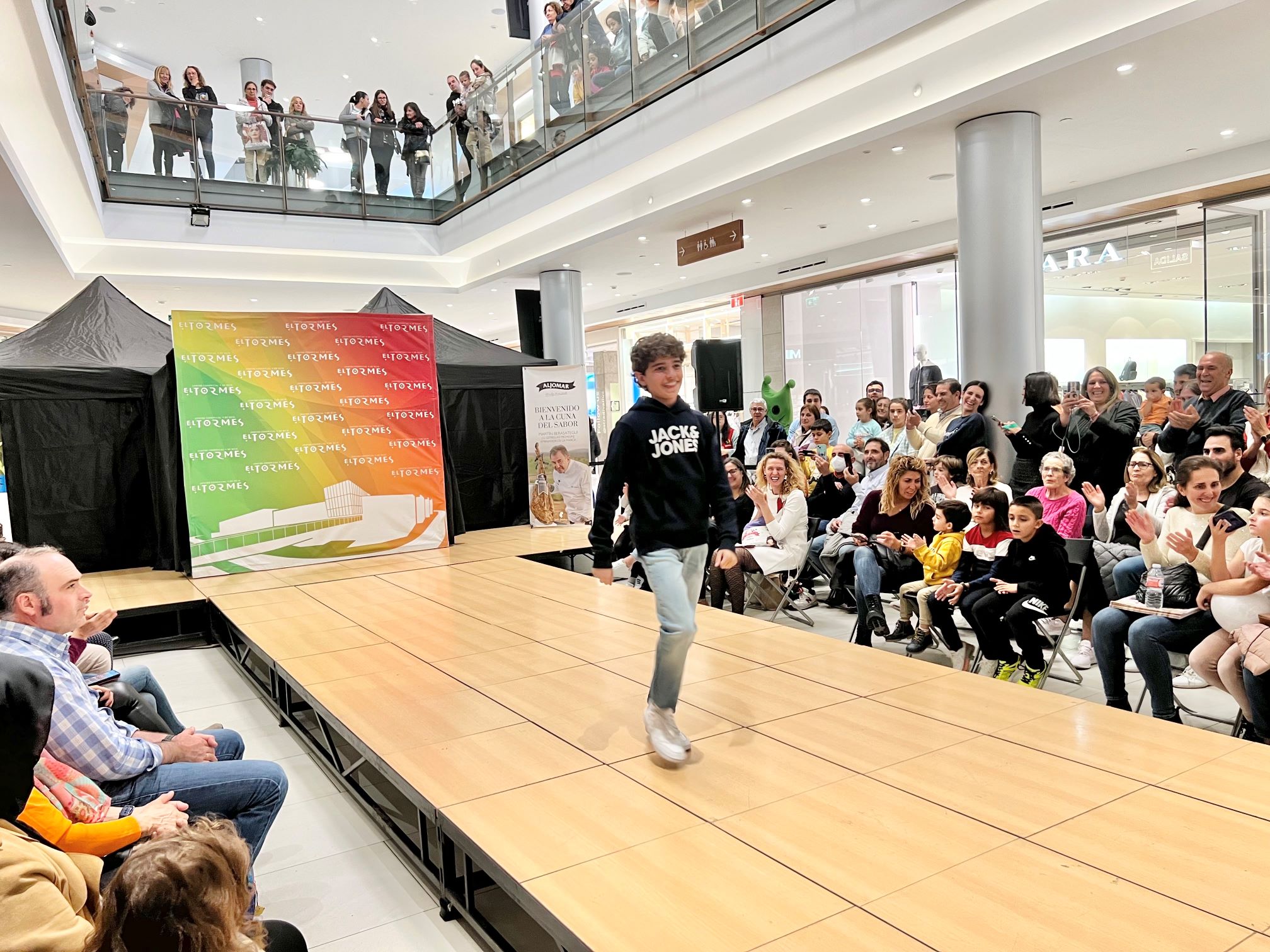 El «Pequedesfile solidario» de PYFANO vuelve a El Tormes