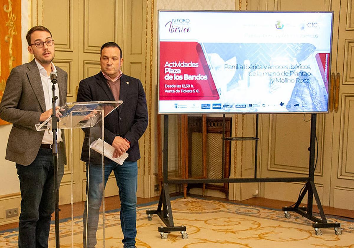 Suspendido el encuentro de cortadores de jamón ibérico en la Plaza Mayor por el mal tiempo