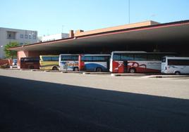 El PSOE de Salamanca se reúne con el Ministerio de Transportes por los cambios en las conexiones de autobús
