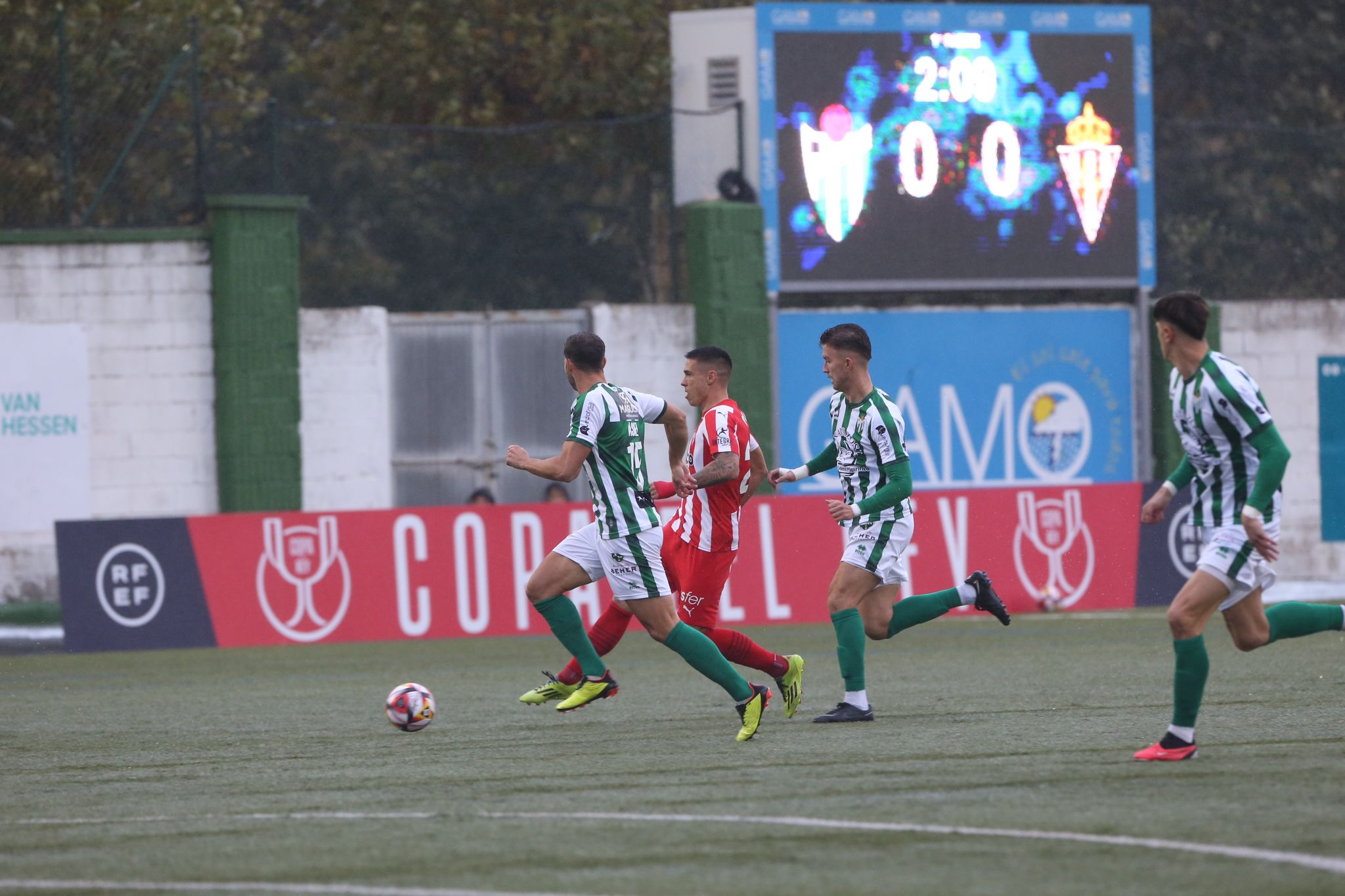 El Guijuelo le aguanta con mérito a un Segunda División