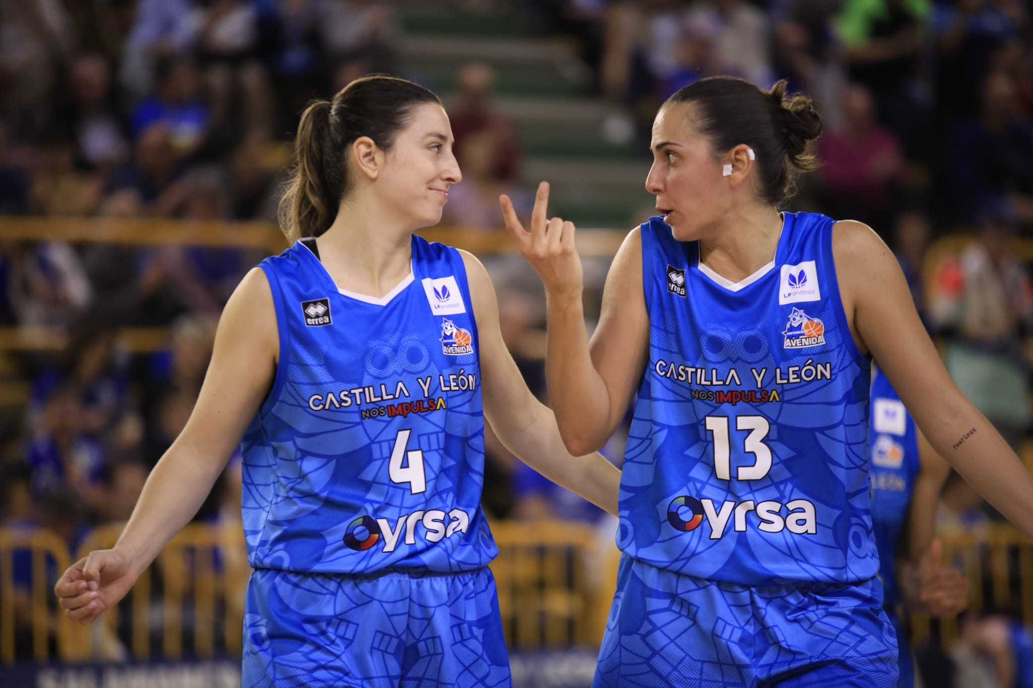 El clásico Avenida-Valencia, por todo lo alto