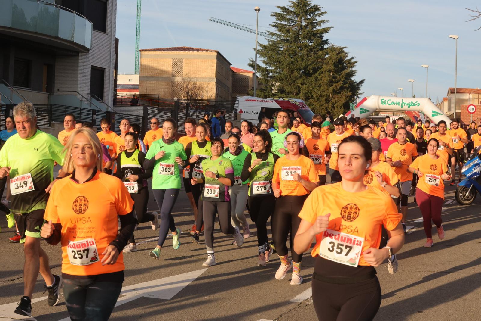 La UPSA corre por la educación en la VIII San Silvestre Universitaria