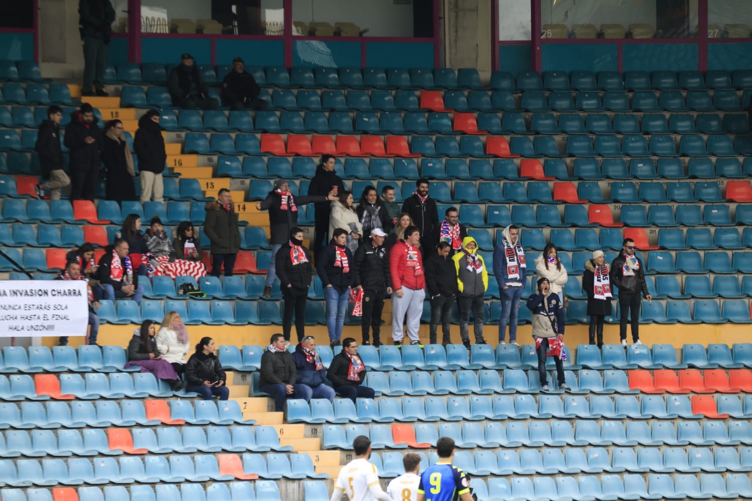 Empate y bronca en el Helmántico