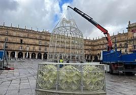 Imagen de la campana en la Plaza Mayor.