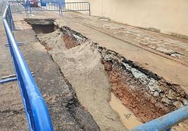 Rotura y posterior reparación de una tubería en Salamanca.