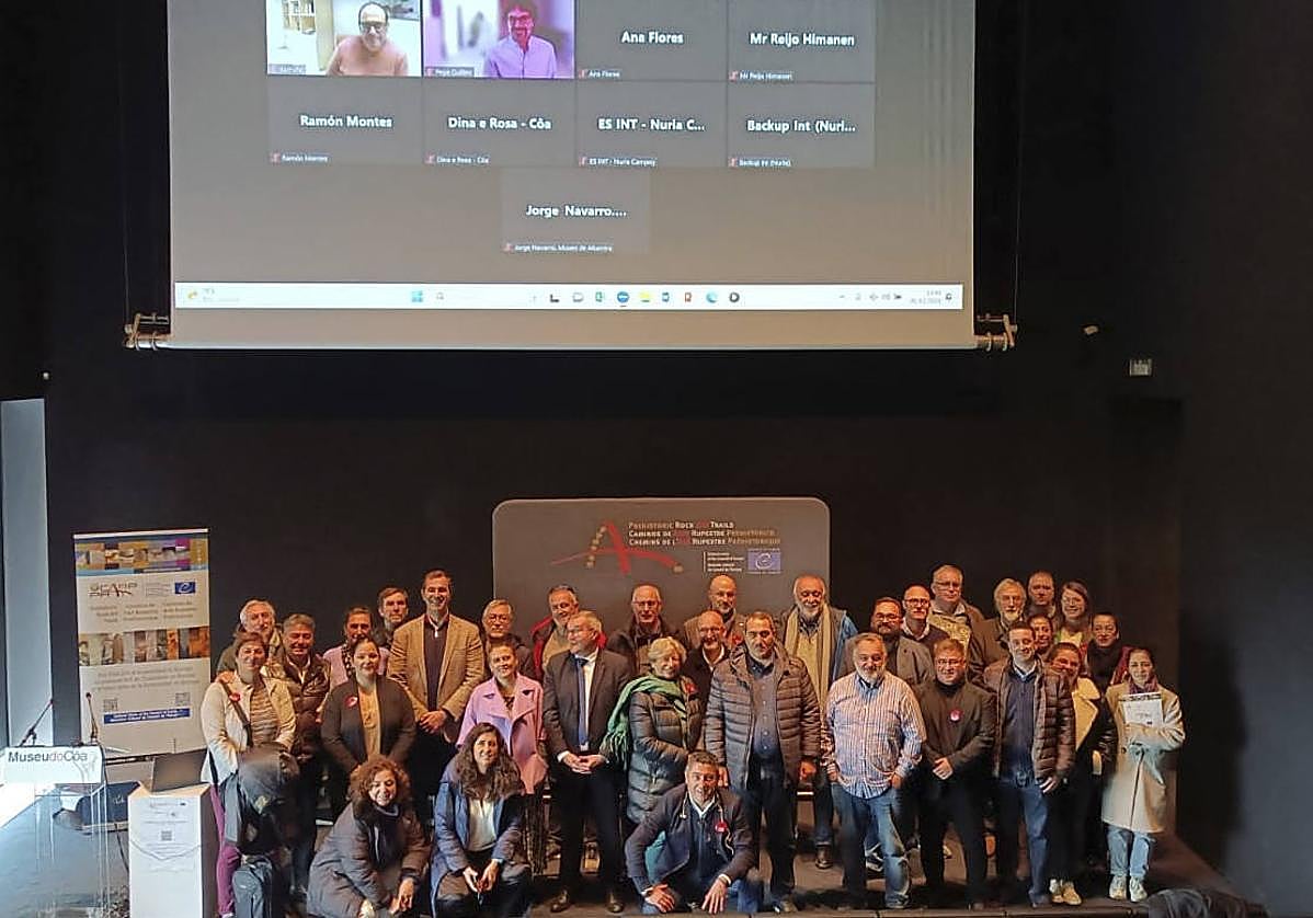El equipo de la Fundación Siega Verde en el Foro Anual del Itinerario de Arte Rupestre.