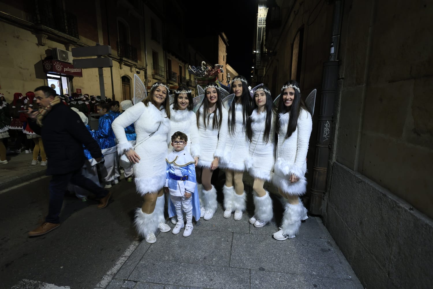 Papá Noel recorre las calles de la ciudad con la &#039;Cabalgaza&#039;