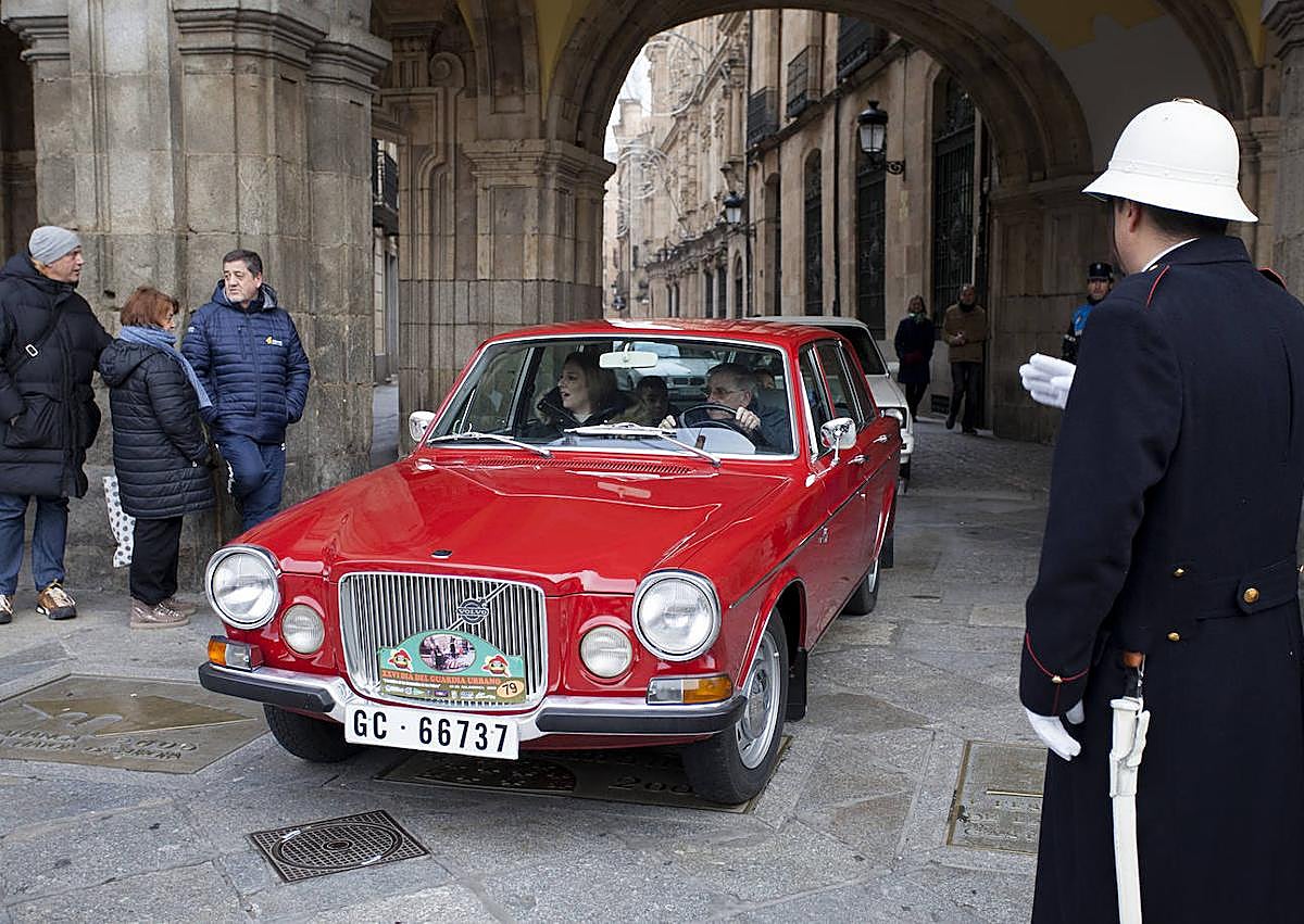 Imagen secundaria 1 - Recogida de los donativos por parte de las Hermanitas de los Pobres.