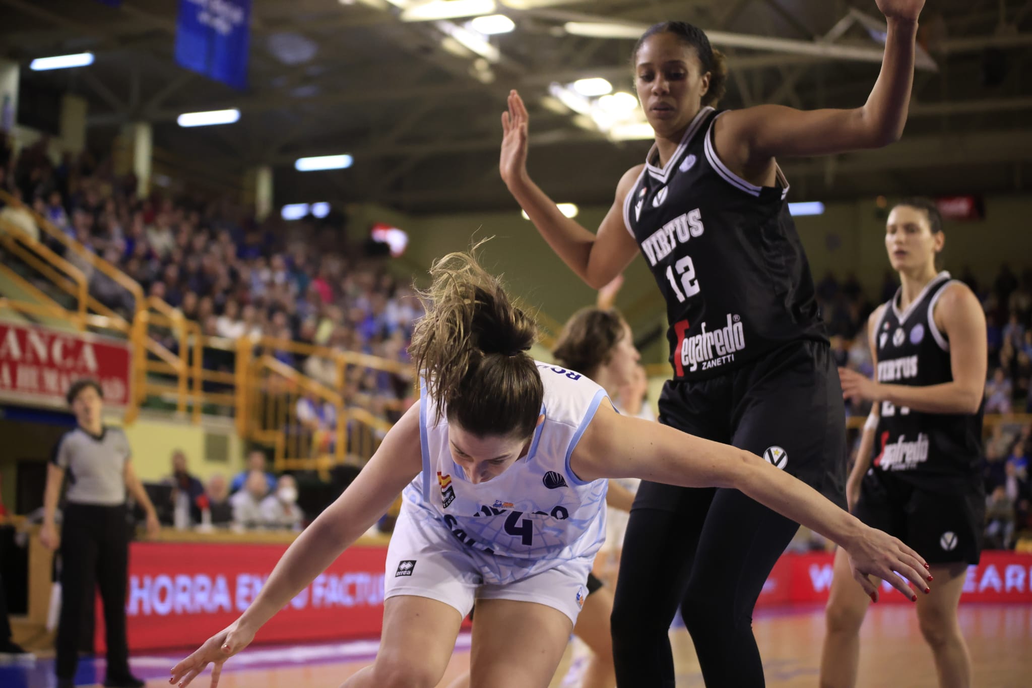 Las imágenes de la dura derrota final de Avenida ante la Virtus