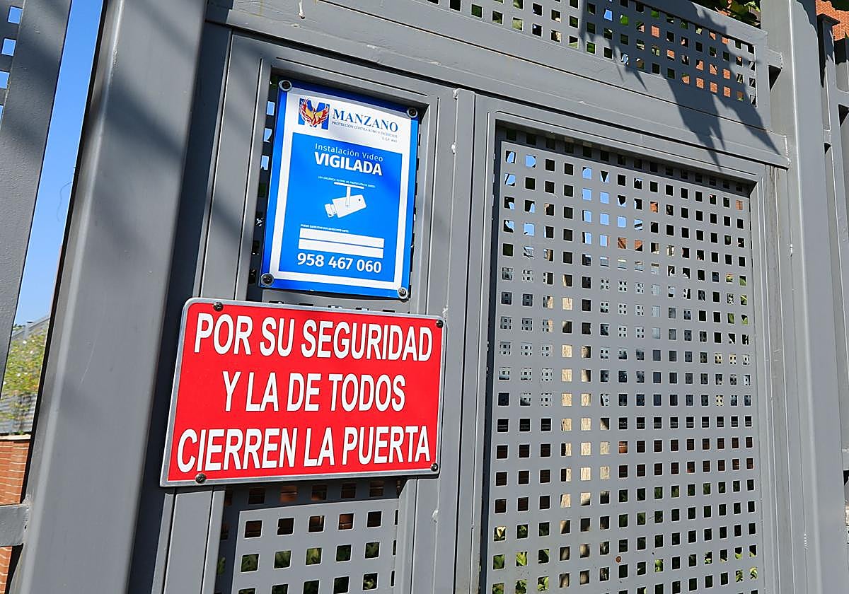 Carteles de seguridad ante robos