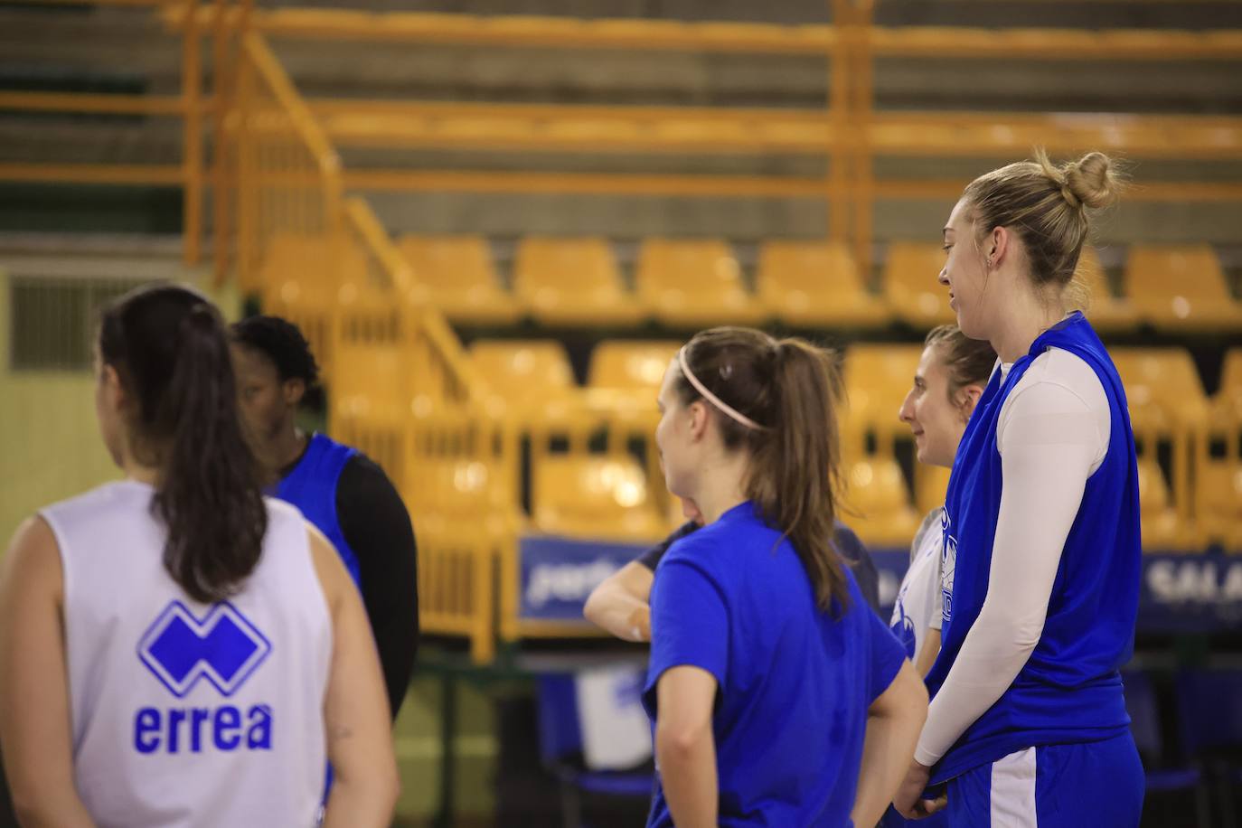 Hatar, la pívot húngara entrena ya con el Avenida