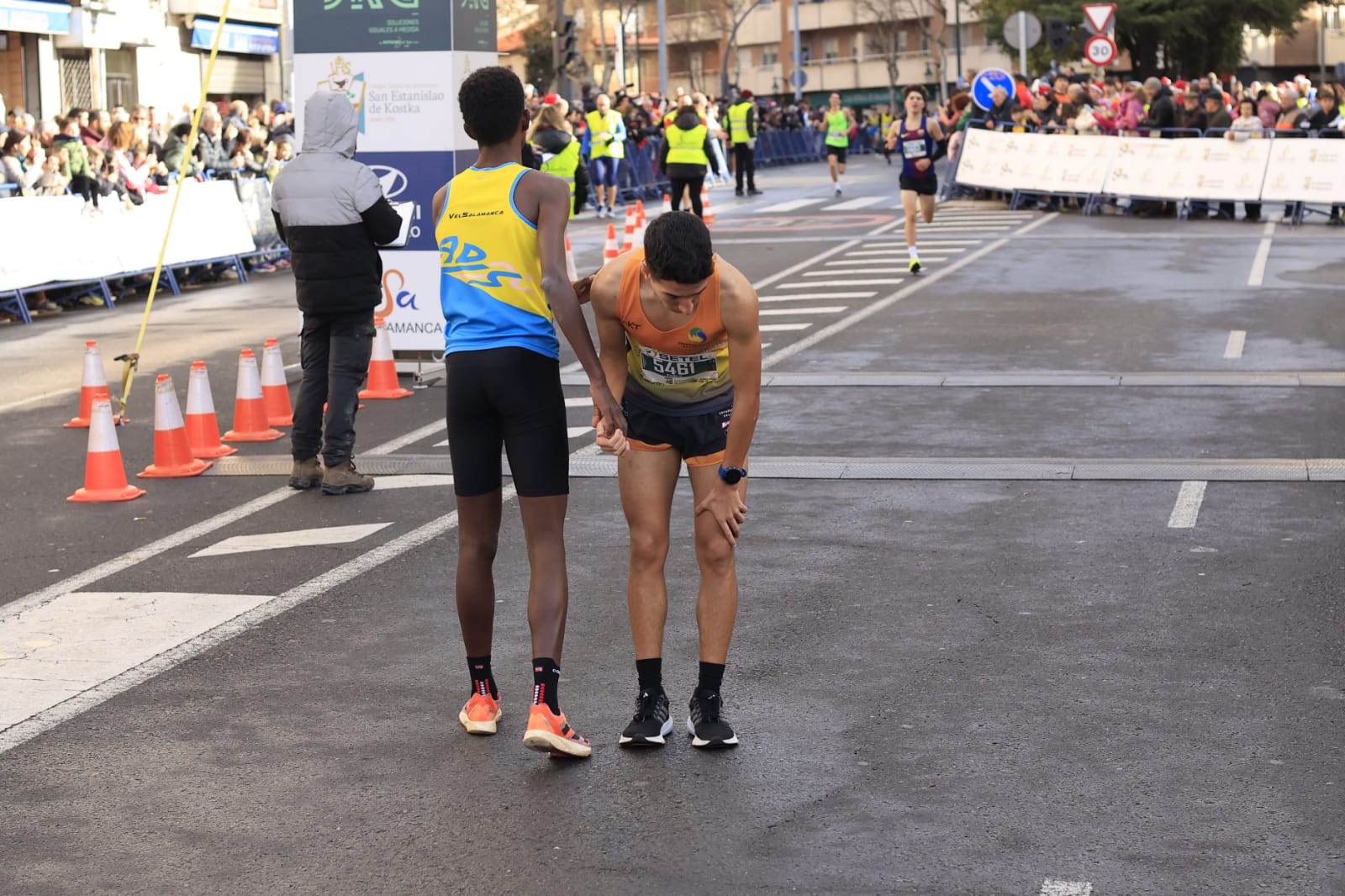 Todas las fotos de las categorías sub-14 y sub-16 de la San Silvestre Salmantina
