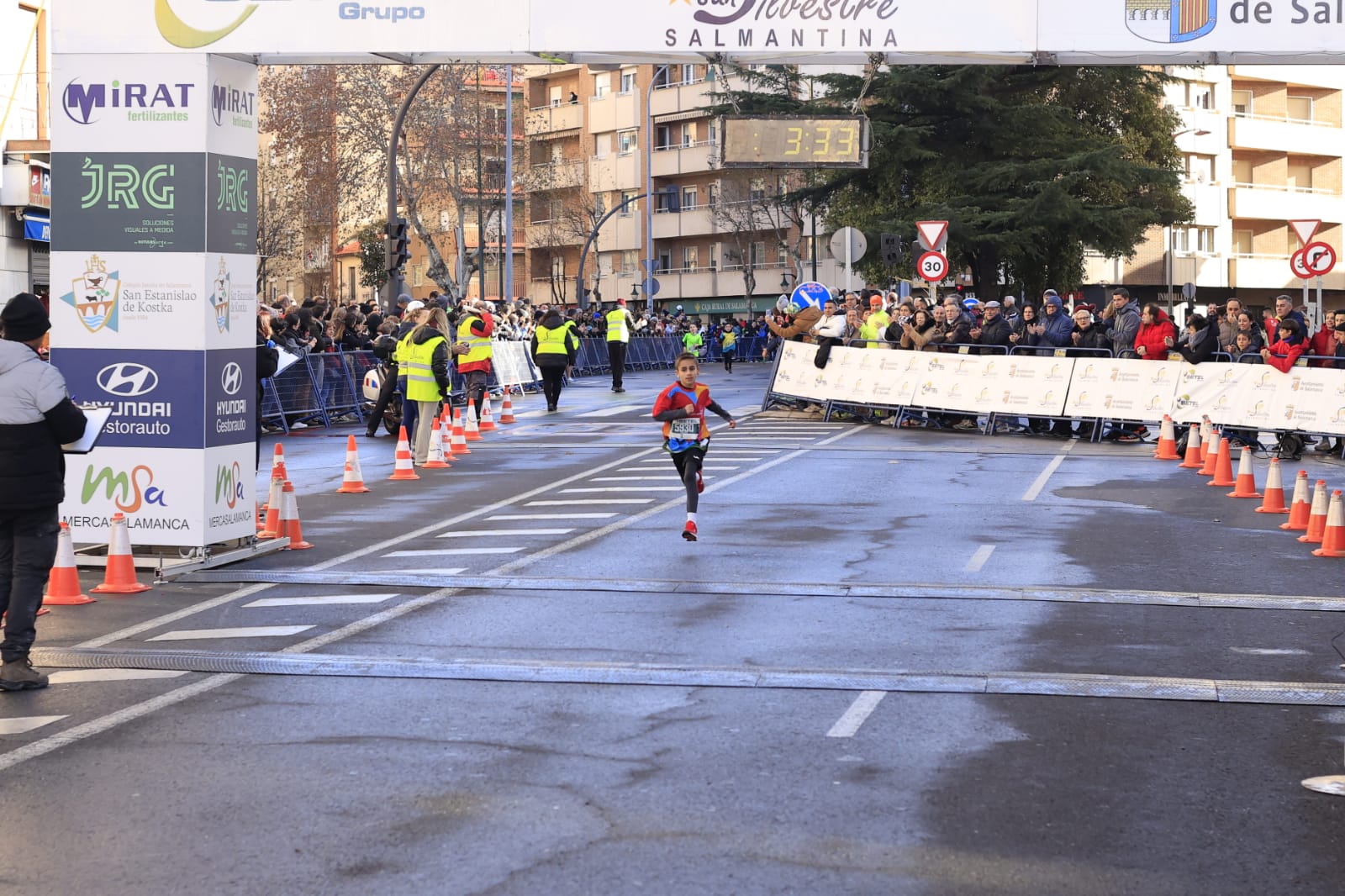 Fotos de la categoría sub-10 de la San Silvestre Salmantina