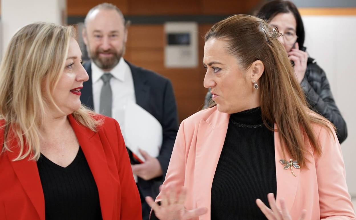 La delegada del Gobierno en Castilla y León, Virginia Barcones, presenta el balance provisional de