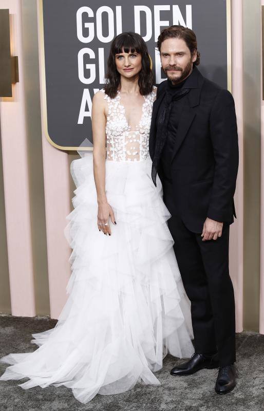 Eddie Bruhl y su esposa, Felicitas Rombold, vestida de novia.