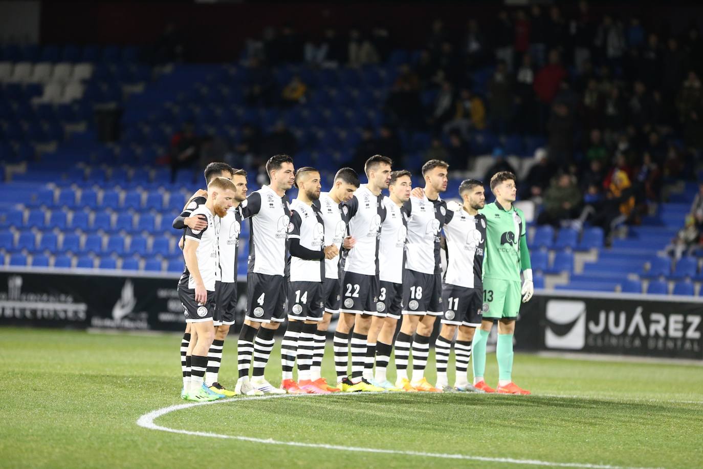 Fotos: Victoria de Unionistas ante el Pontevedra CF