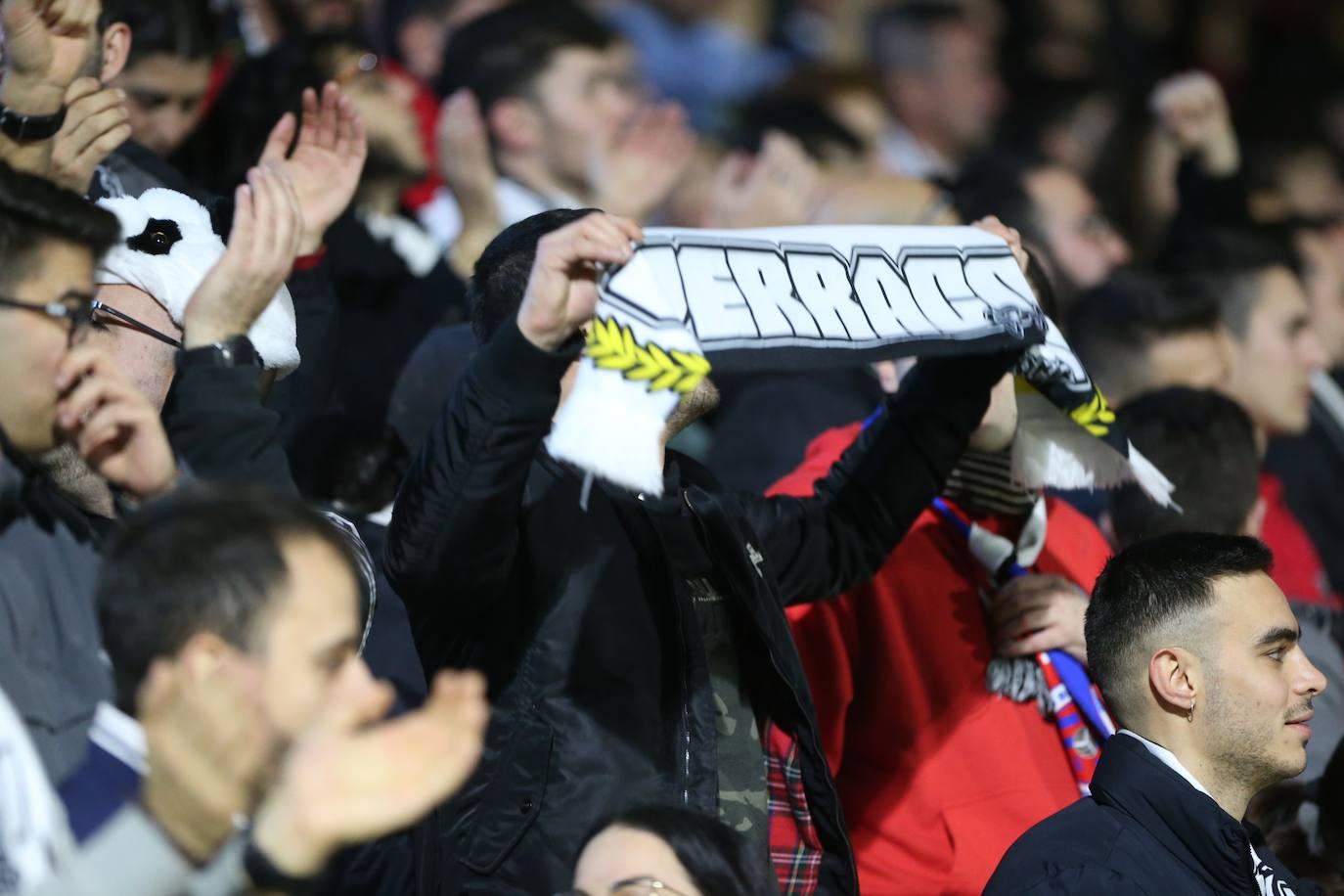 Fotos: Victoria de Unionistas ante el Pontevedra CF