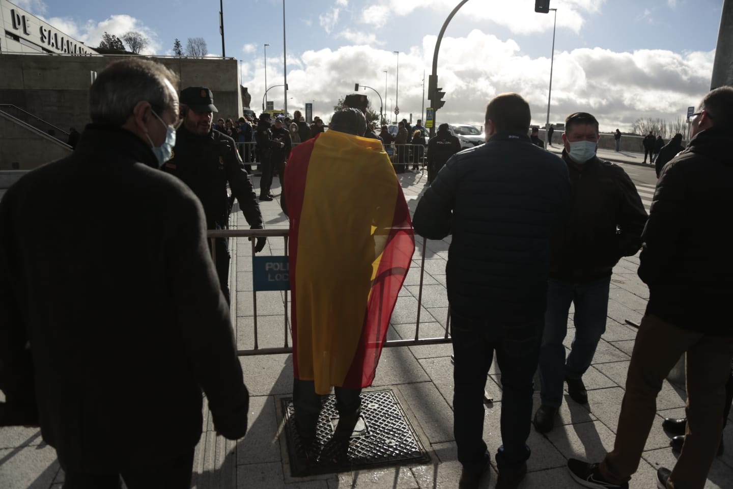 Fotos: Salamanca recibe al Rey Felipe VI en su visita al hospital de Salamanca