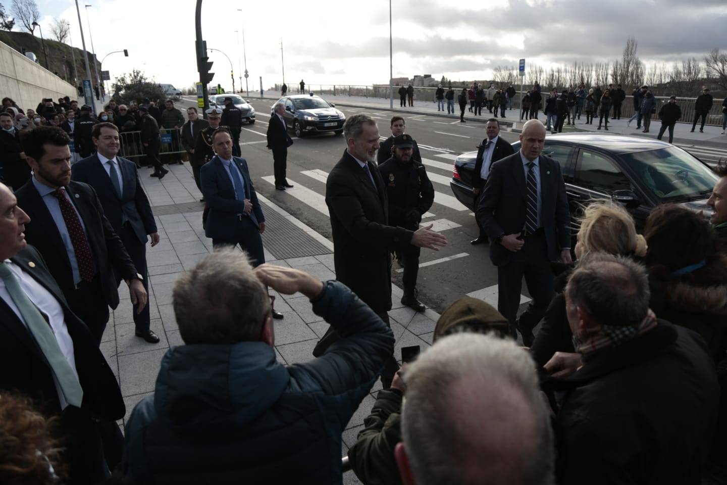 Fotos: Salamanca recibe al Rey Felipe VI en su visita al hospital de Salamanca