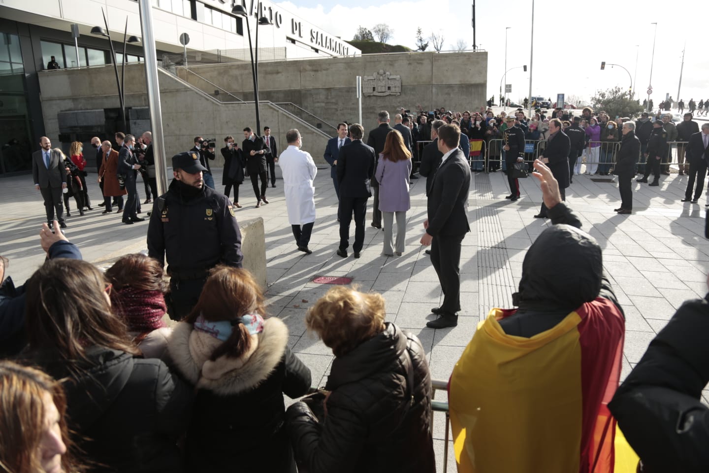 Fotos: Salamanca recibe al Rey Felipe VI en su visita al hospital de Salamanca