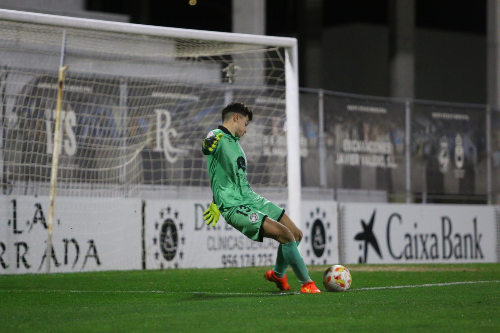 Fotos: Importante triunfo de Unionistas CF ante la RB Linense para alejarse del descenso