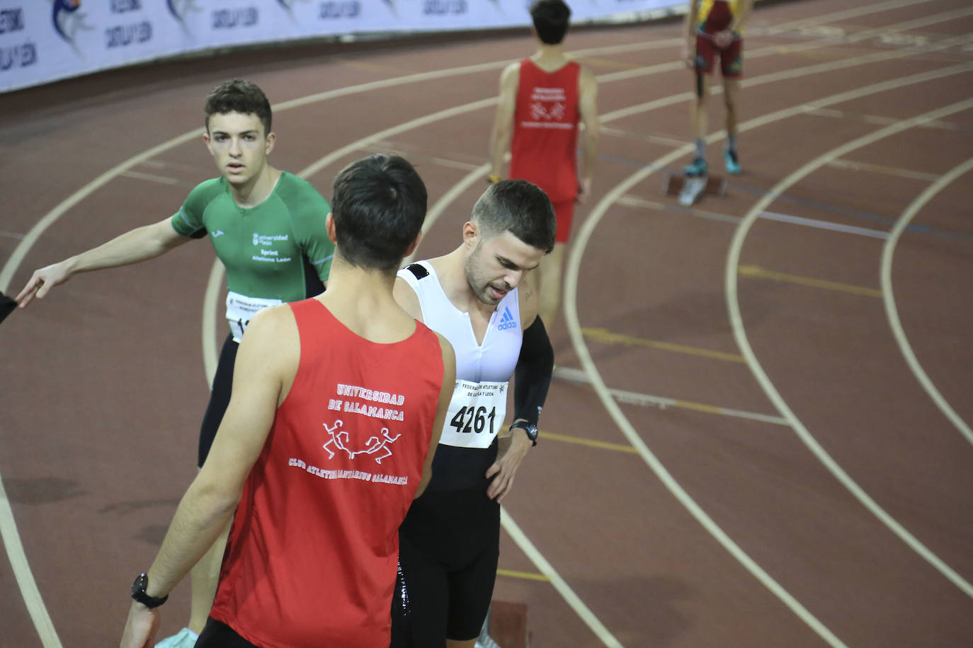 Fotos: Control de atletismo en la Carlos Gil Pérez con la presencia de Óscar Husillos