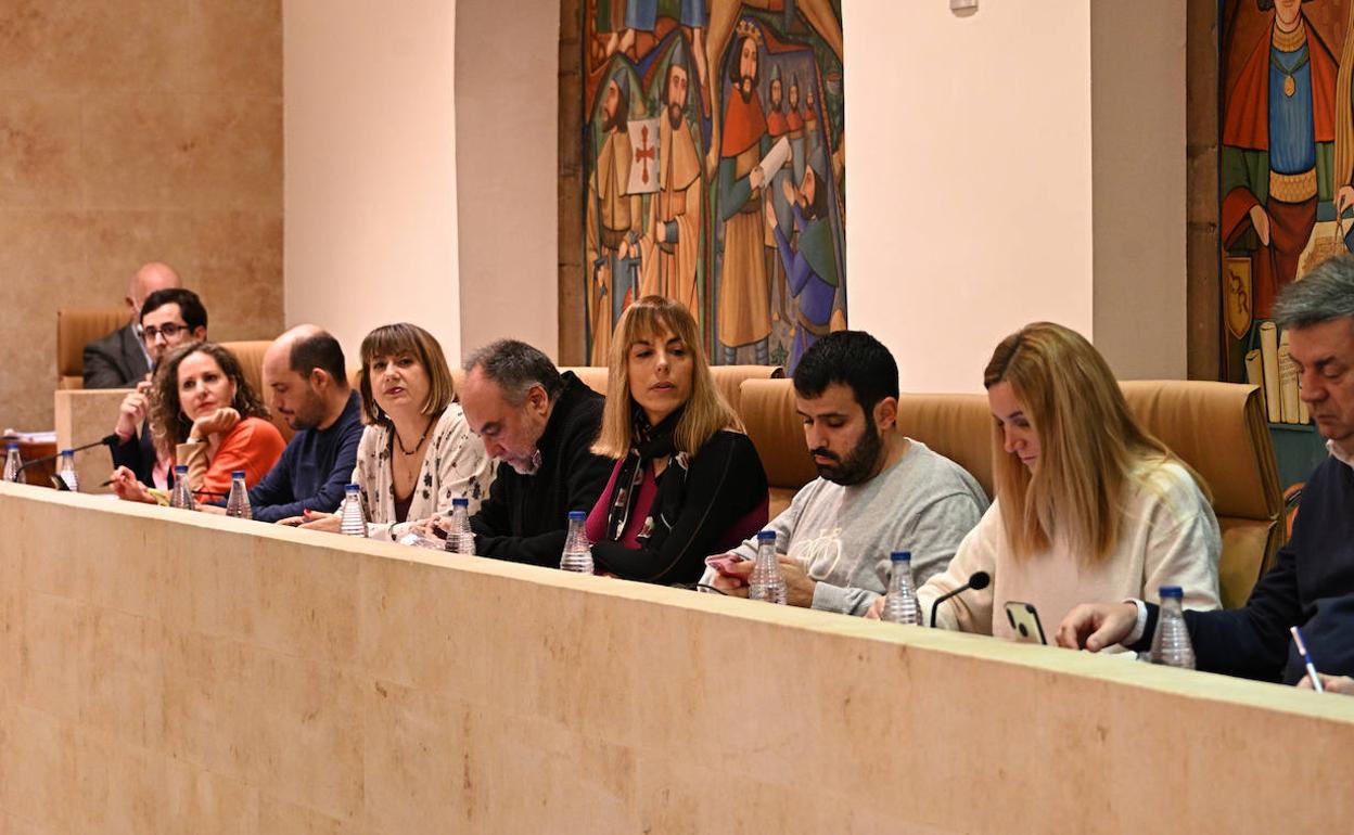 La bancada socialista en el Ayuntamiento de Salamanca. 