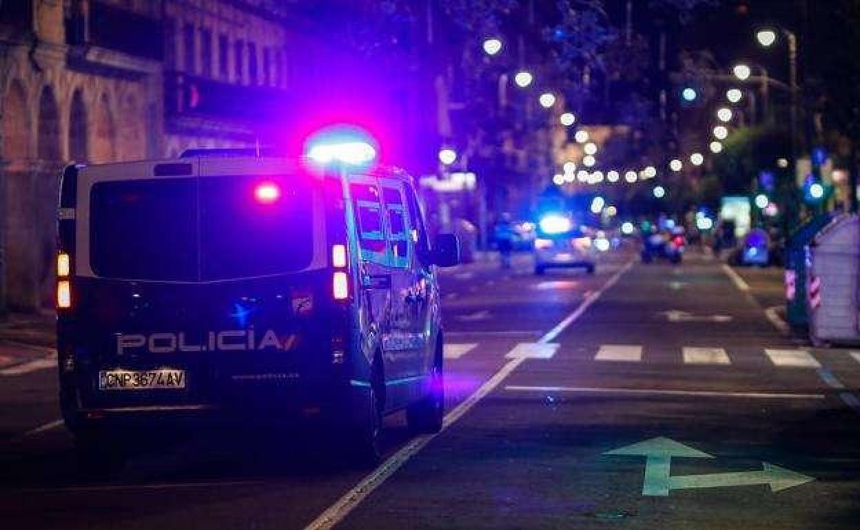 Furgón de la Policía Nacional en una intervención anterior en la Gran Vía