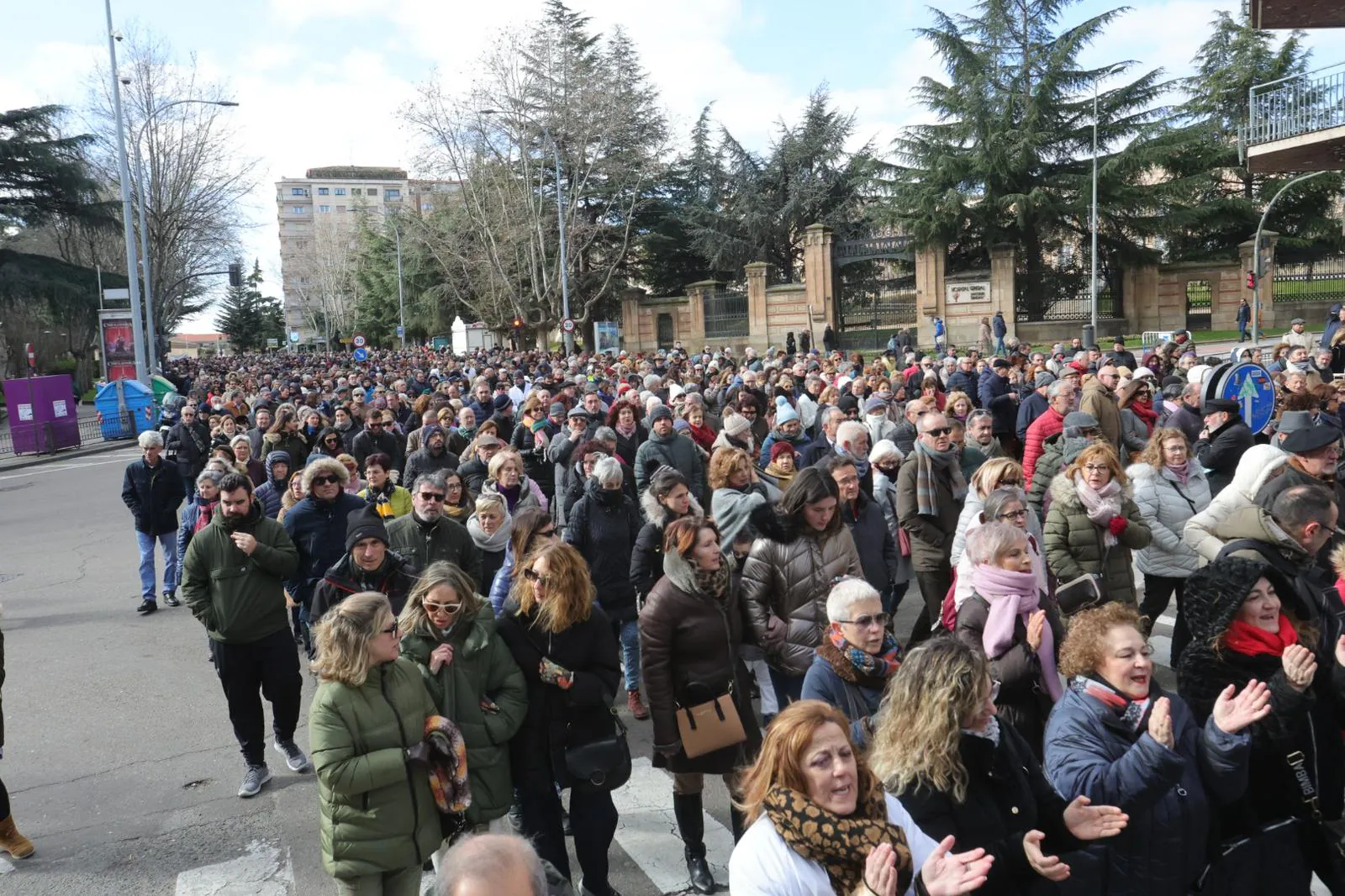 Fotos: MIles de personas participan en la Marea Blanca de Salamanca