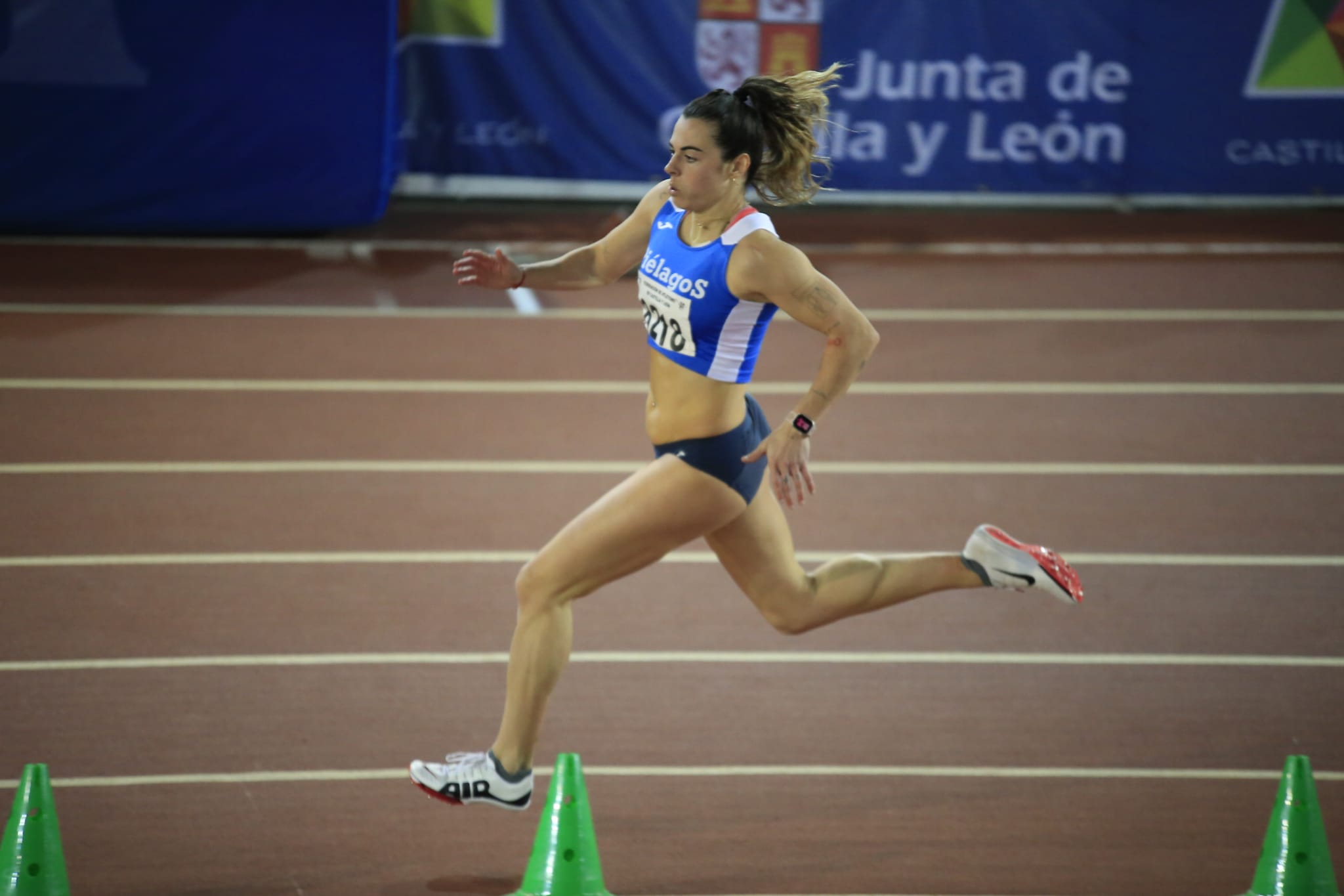 Fotos: Husillos se queda a dos centésimas del récord nacional de 200 en Salamanca