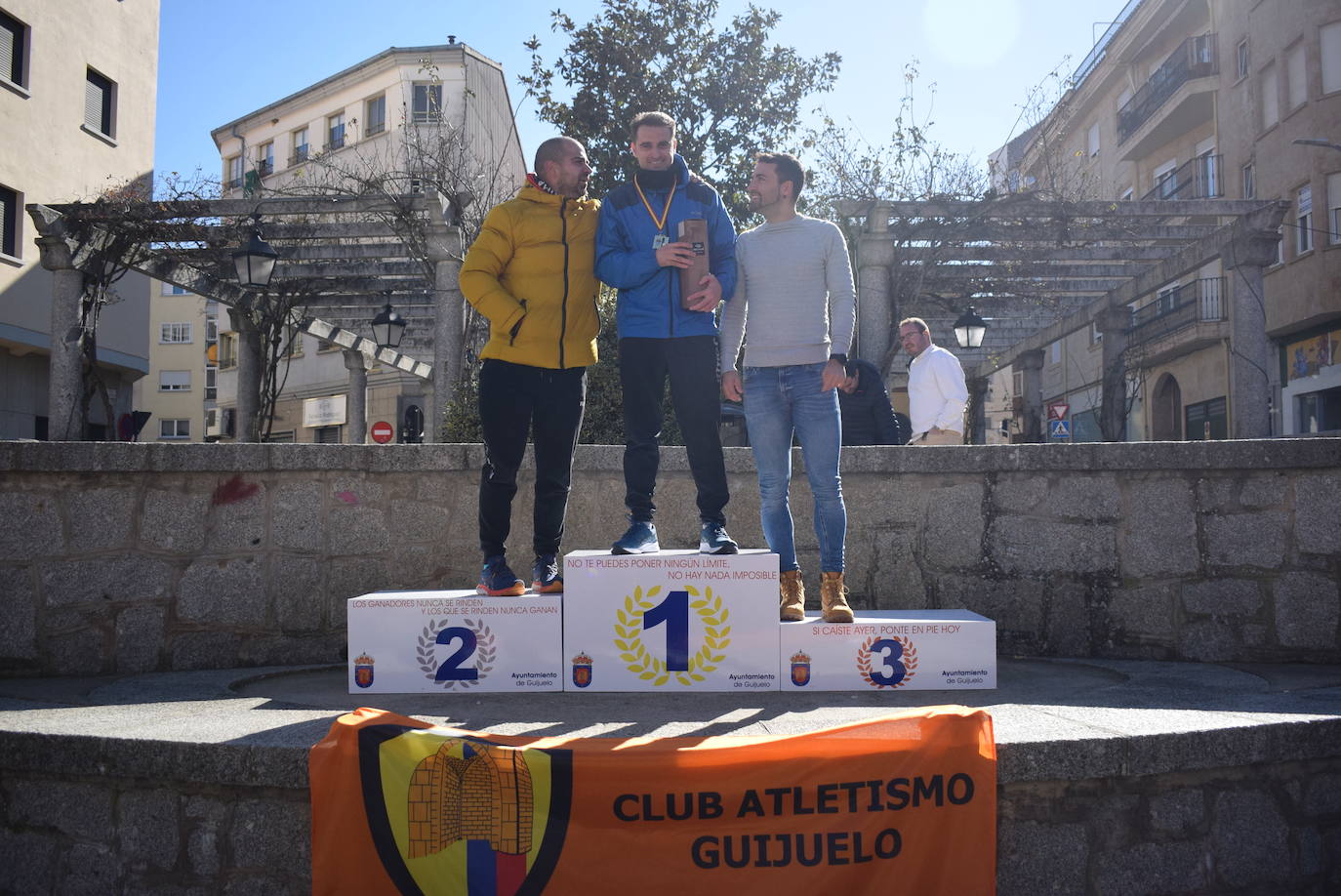 Fotos: Javier Alves y Gema Martín ganan la Media Maratón de Guijuelo