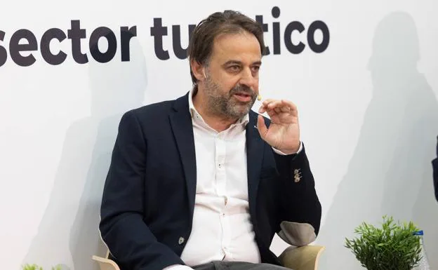 Castaño se desmarca del asesor del 'congreso de los jeques' como le exigía el alcalde