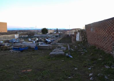 Imagen secundaria 1 - Solares en Puente Ladrillo 