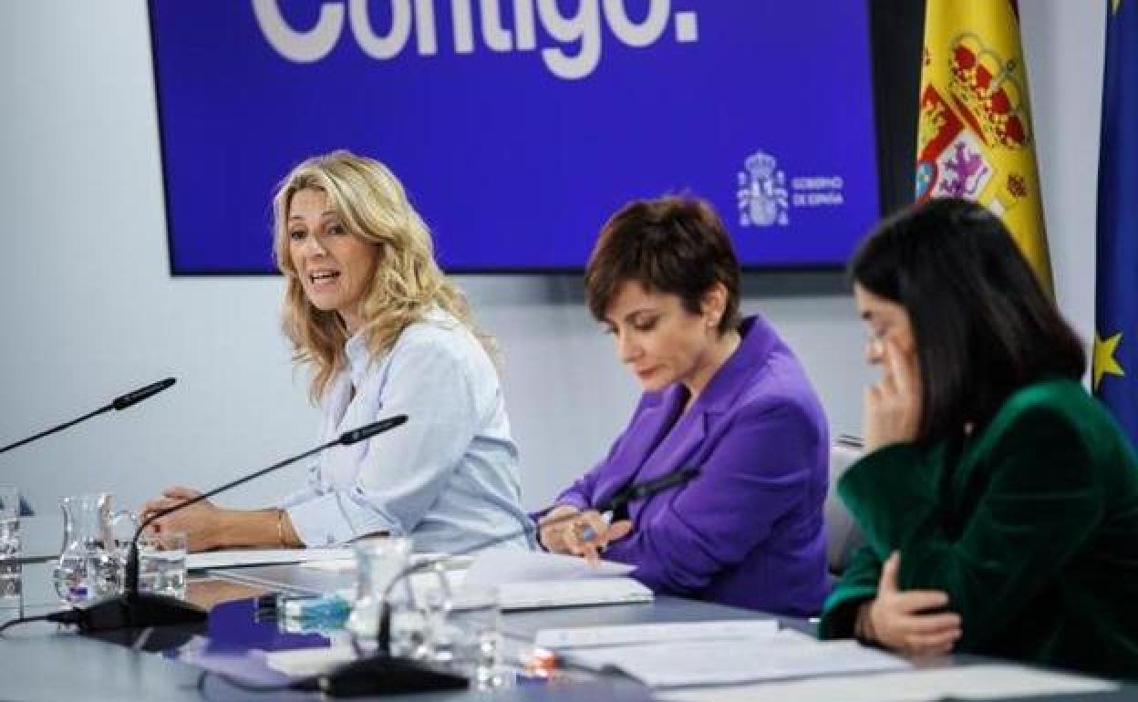 Yolanda Díaz asume la posición de Podemos pero pide otro tono