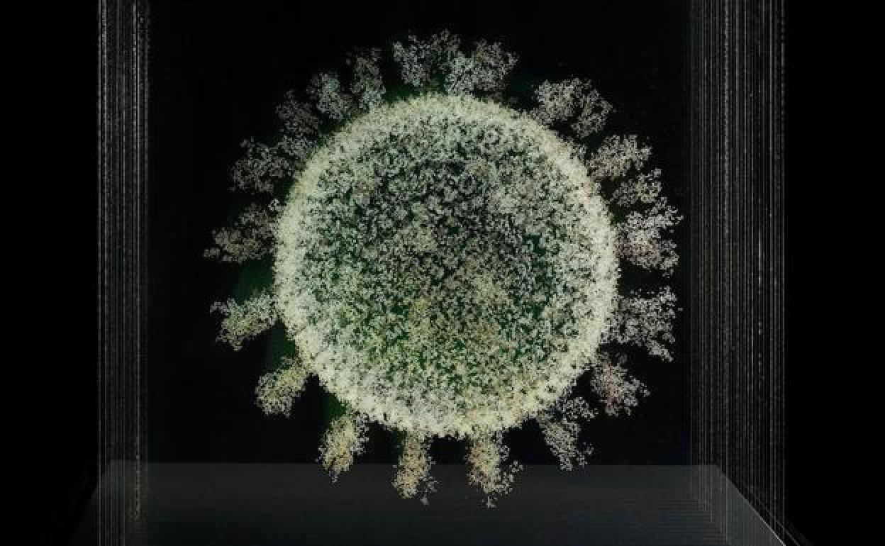 Holograma que simula un coronavirus.