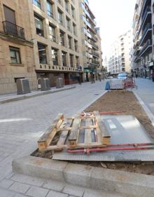 Imagen secundaria 2 - Obras en cuesta del Carmen, Íscar Peyra y plaza de San Juan Bautista. 