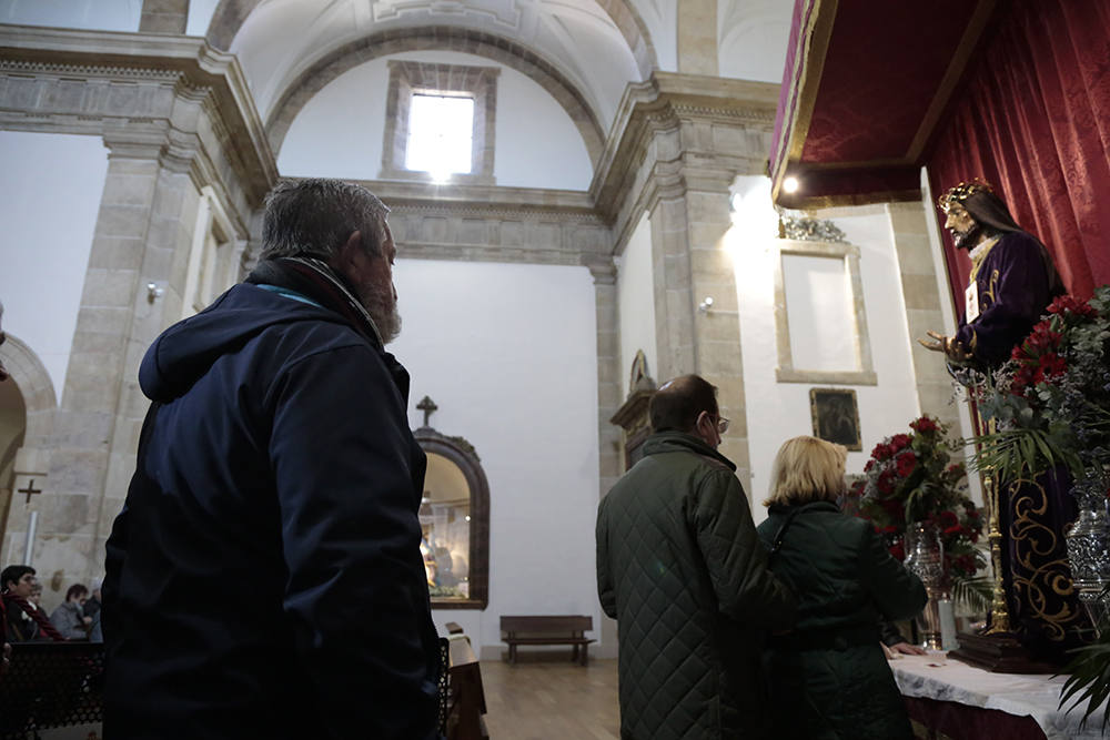 Fotos: Besapiés a Jesús Rescatado en Salamanca