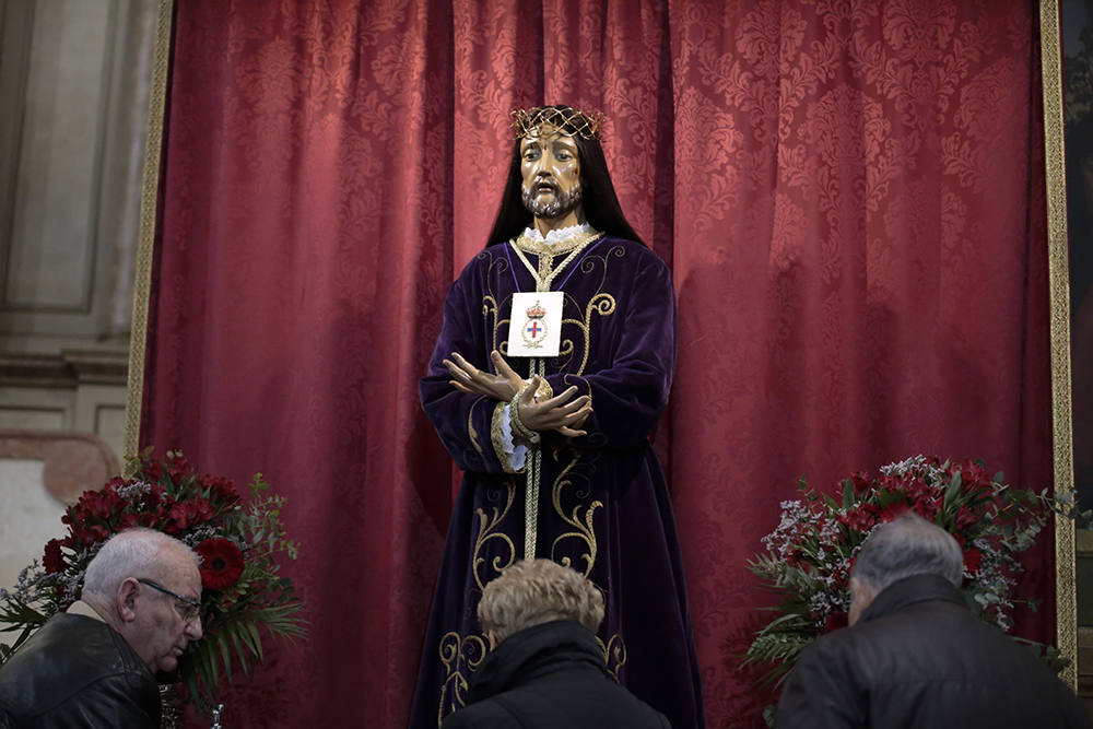 Fotos: Besapiés a Jesús Rescatado en Salamanca