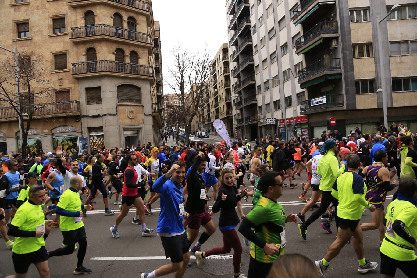 Fotos: Fiesta del atletismo popular salmantino con la Media Maratón