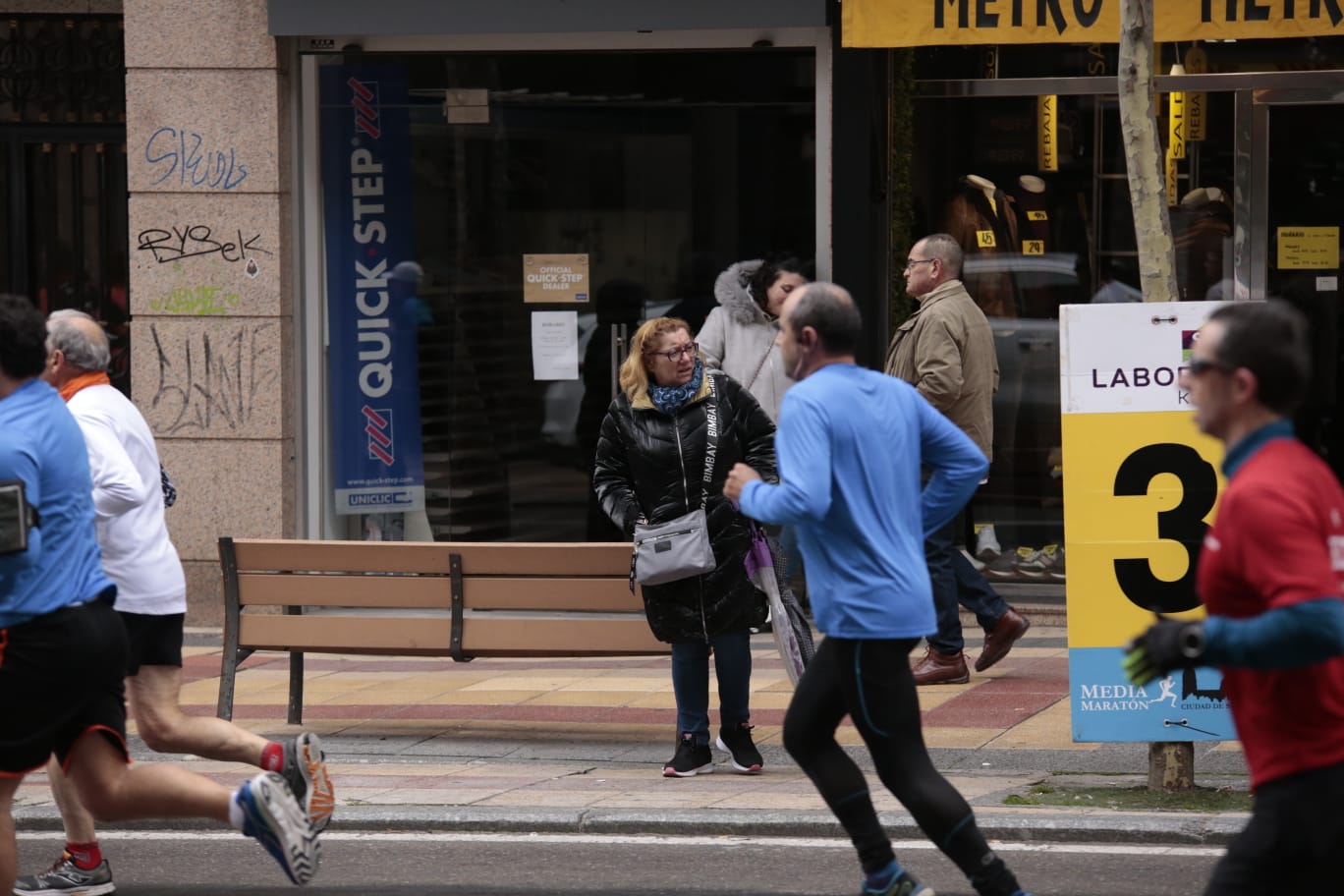 Fotos: Fiesta del atletismo popular salmantino con la Media Maratón