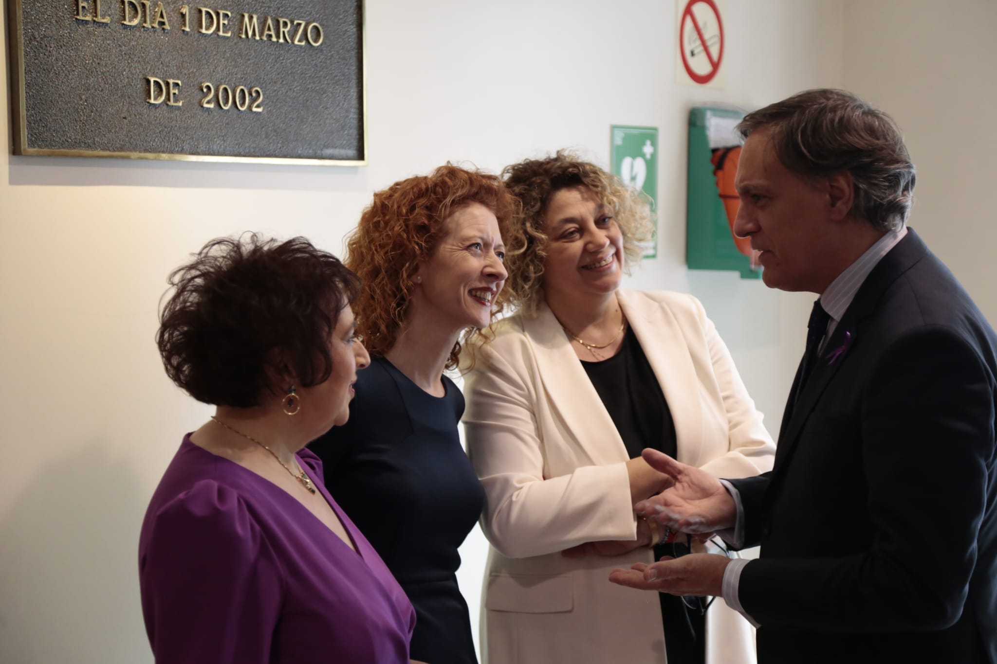 Fotos: Salamanca homenajea a Marta del Pozo, María Victoria Mateos y María Ángeles Hernández este 8 de marzo