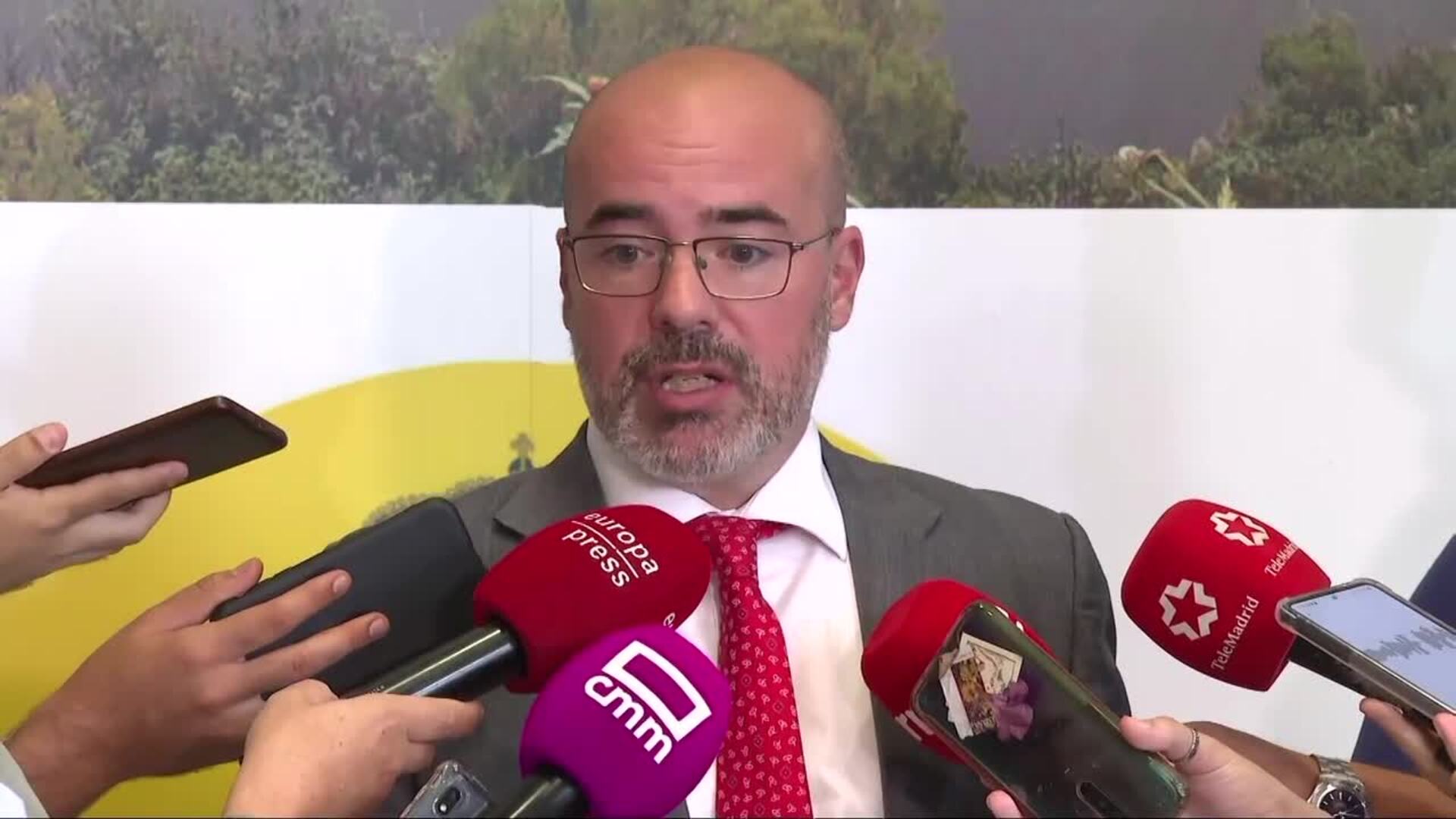 El puente que colocan militares entre Aldea del Fresno y Villamanta estará acabado en unas semanas