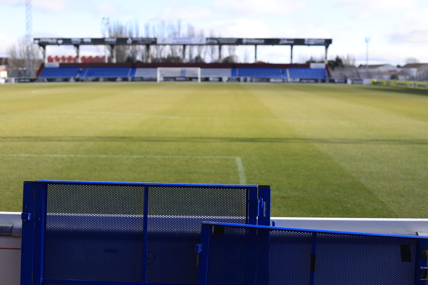El Reina Sofía ya luce con las gradas supletorias para la Copa