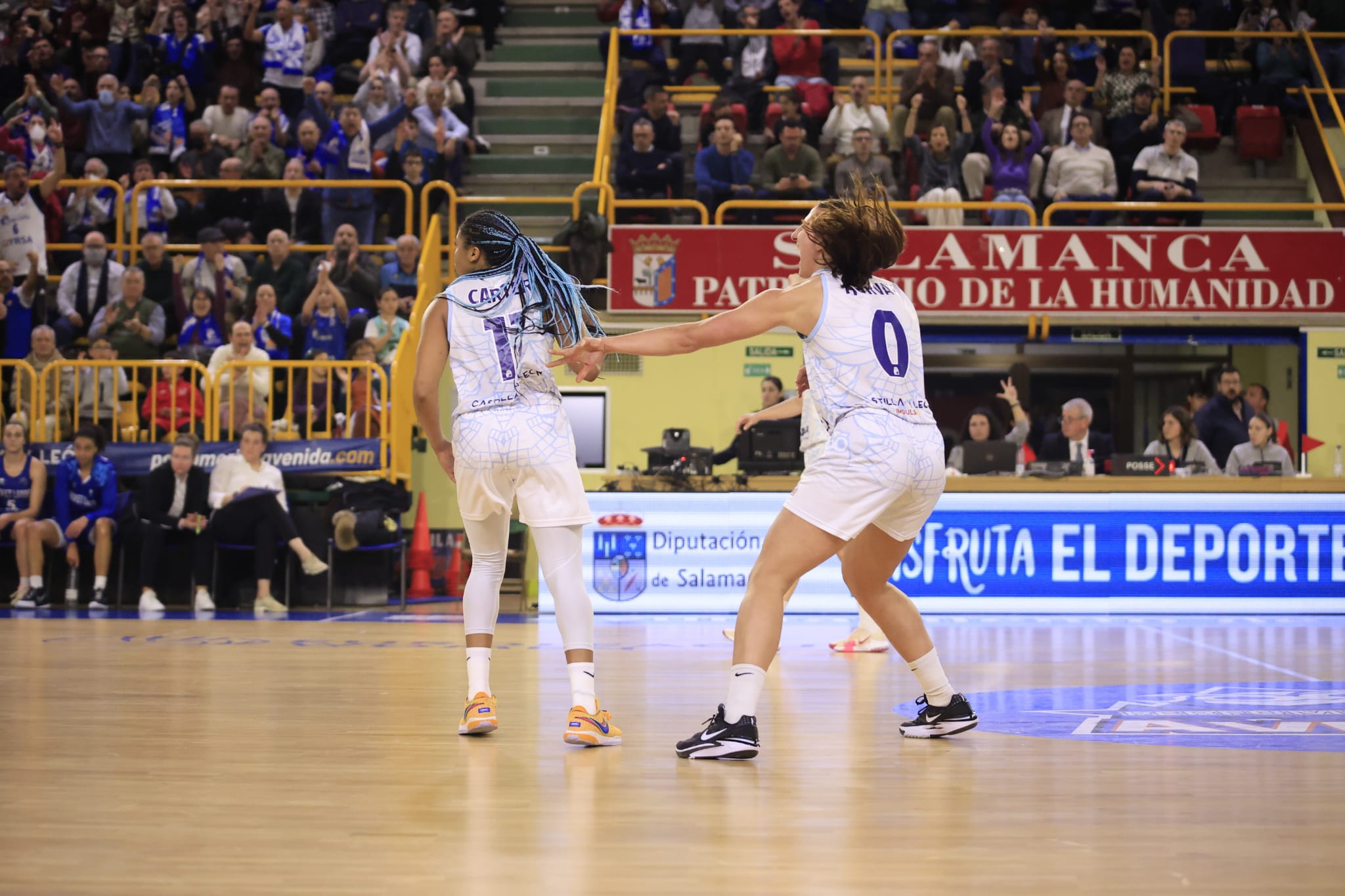 Avenida gana a Landes y sigue vivo en Europa