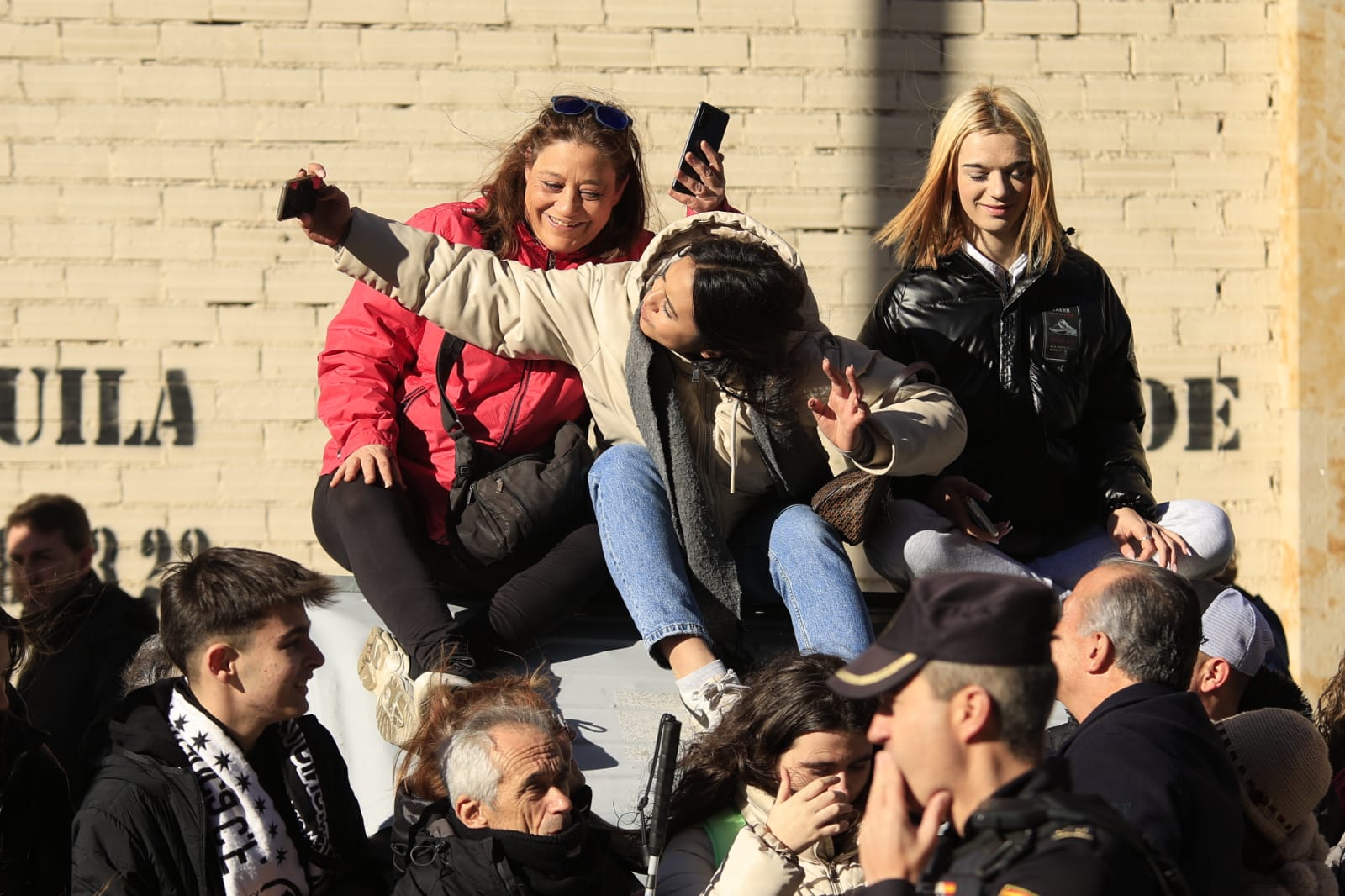 Locura ante la llegada del FC Barcelona en Salamanca